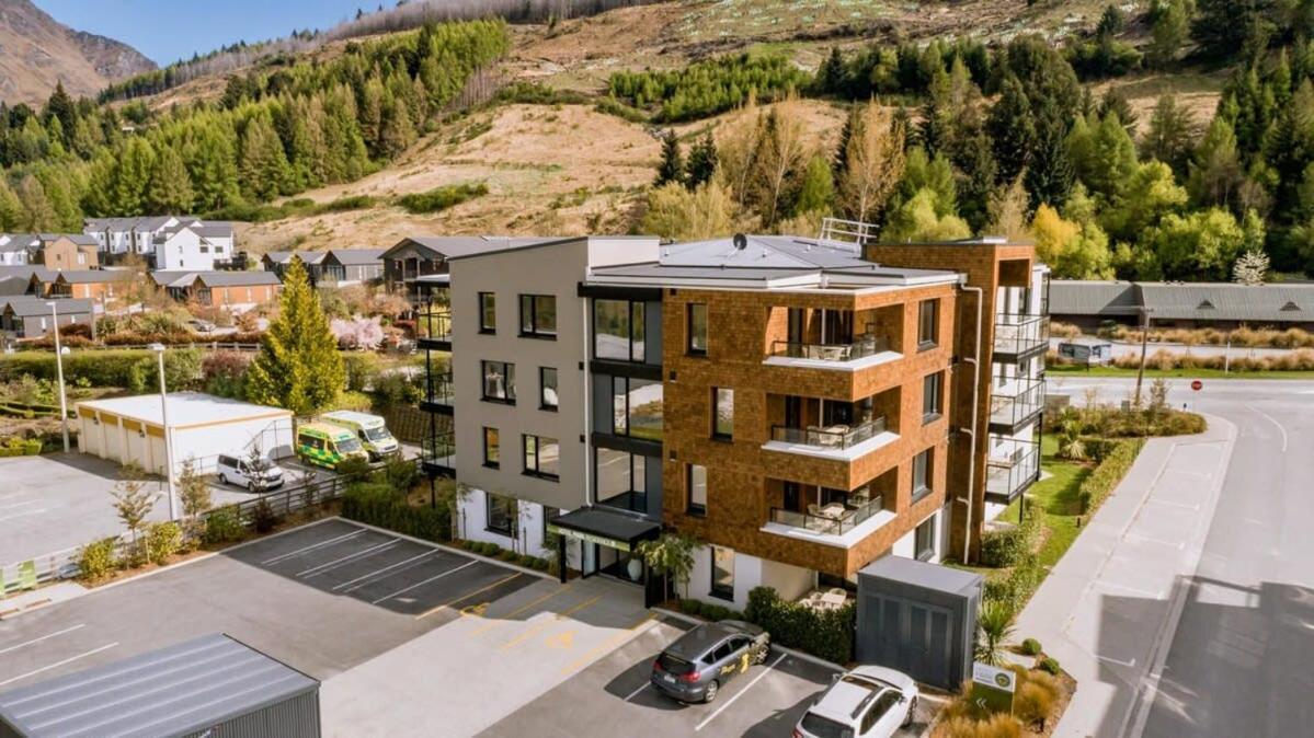Cozy Coronet Peak Apartment At La Residence Du Parc Queenstown Exterior photo